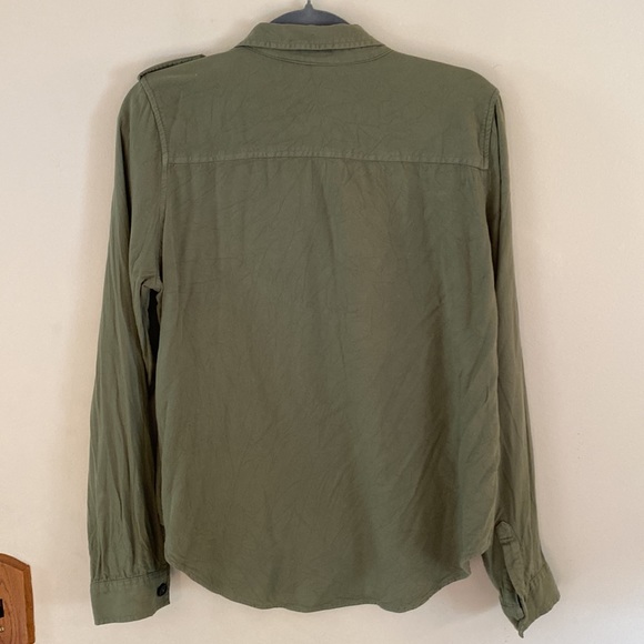 Mudd Button Up Top - Picture 3 of 10